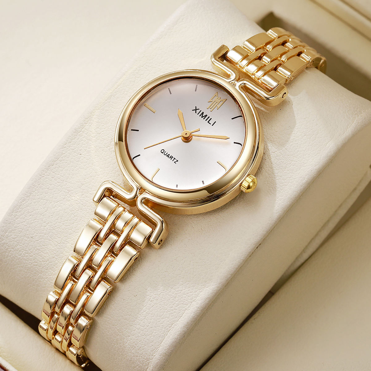 Ivory Aurelia